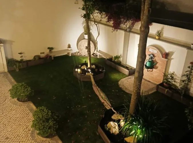 Casa Do Largo * Atouguia Da Baleia